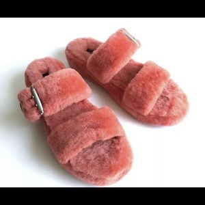 Women’s UGG FUZZ YEAH Sheepskin Slip-On Sandals
